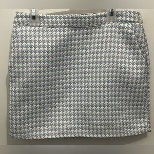Forever 21 Blue & White Houndstooth Skirt, 
US 24, Measurements in Description